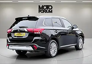 Used 2020 Mitsubishi Outlander Design Black - Interior and Exterior details 11