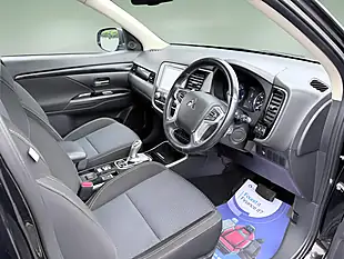 Used 2020 Mitsubishi Outlander Design Black - Interior and Exterior details 19