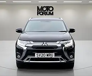 Used 2020 Mitsubishi Outlander Design Black - Interior and Exterior details 5