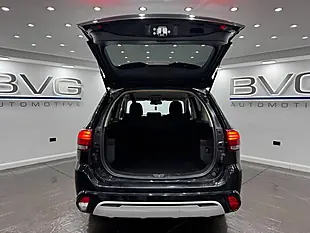 Used 2020 Mitsubishi Outlander Design Black - Interior and Exterior details 19