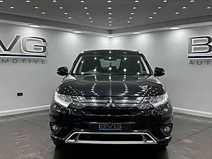 Used 2020 Mitsubishi Outlander Design Black - Interior and Exterior details 4