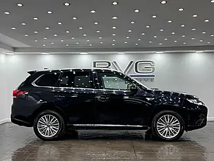 Used 2020 Mitsubishi Outlander Design Black - Interior and Exterior details 6