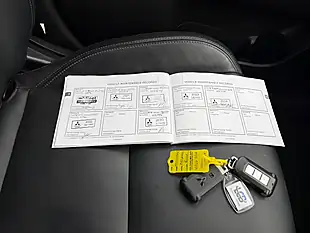 Used 2020 Mitsubishi Outlander Dynamic Amethyst Black - Interior and Exterior details 17