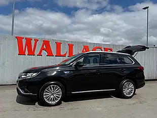 Used 2020 Mitsubishi Outlander Dynamic Black - Interior and Exterior details 10