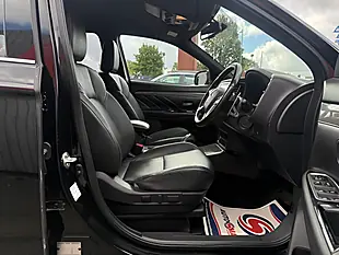 Used 2020 Mitsubishi Outlander Dynamic Black - Interior and Exterior details 17