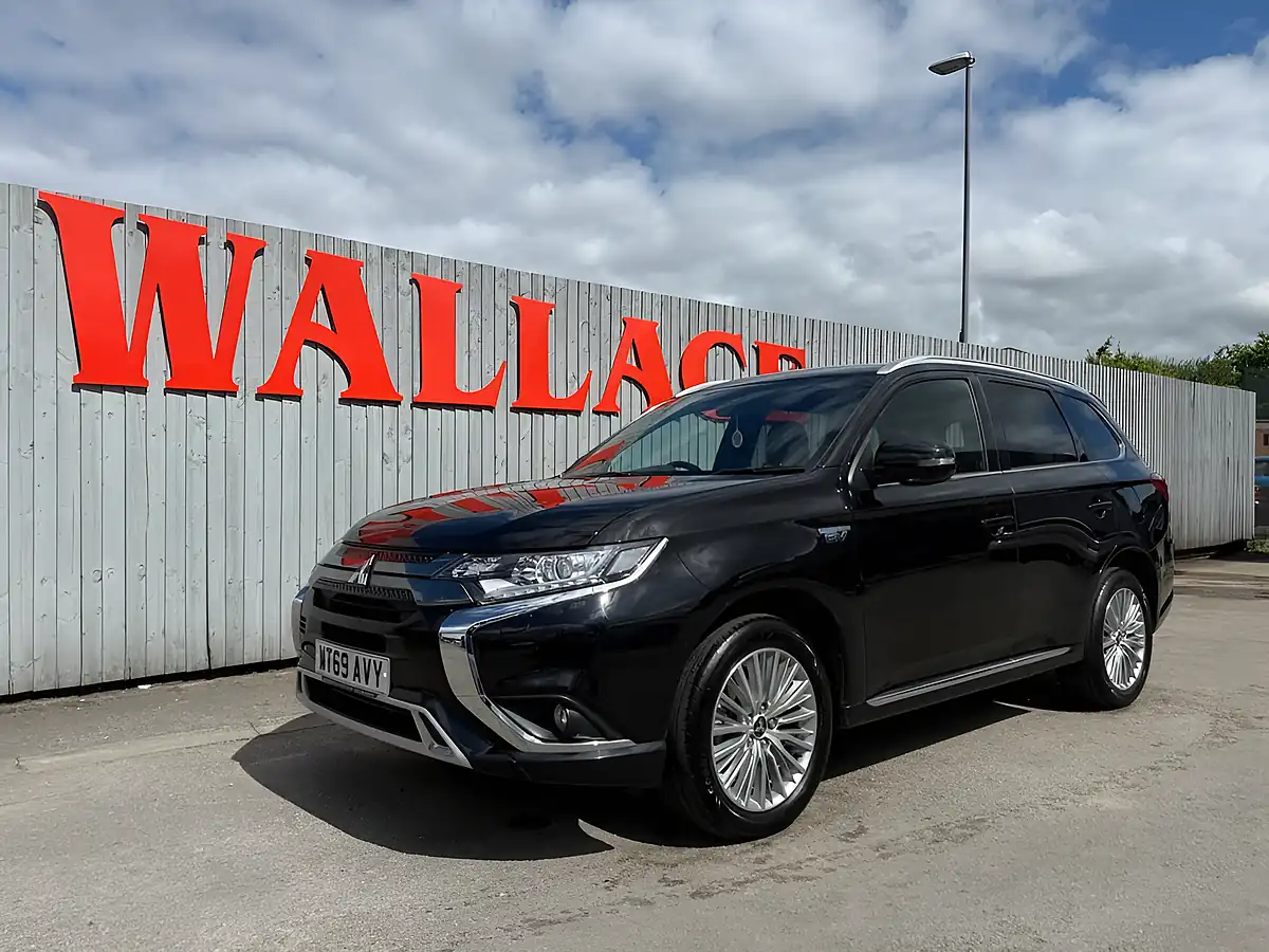 Used 2020 Mitsubishi Outlander Dynamic Black - Interior and Exterior details 9