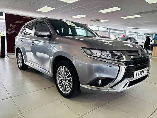 2020 Mitsubishi Outlander 2.4h TwinMotor Dynamic