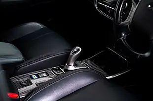 Used 2020 Mitsubishi Outlander Dynamic Grey - Interior and Exterior details 10