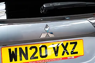 Used 2020 Mitsubishi Outlander Dynamic Grey - Interior and Exterior details 19