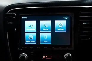 Used 2020 Mitsubishi Outlander Dynamic Grey - Interior and Exterior details 8