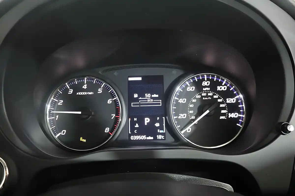 Used 2020 Mitsubishi Outlander Exceed Black - Interior and Exterior details 13