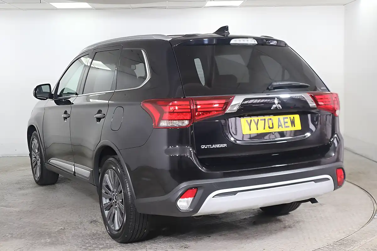 Used 2020 Mitsubishi Outlander Exceed Black - Interior and Exterior details 6