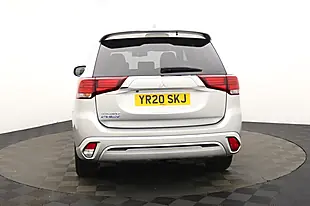 Used 2020 Mitsubishi Outlander Exceed Silver - Interior and Exterior details 5