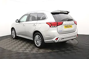 Used 2020 Mitsubishi Outlander Exceed Silver - Interior and Exterior details 6