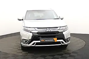 Used 2020 Mitsubishi Outlander Exceed Silver - Interior and Exterior details 8