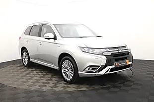 Used 2020 Mitsubishi Outlander Exceed Silver - Interior and Exterior details 9