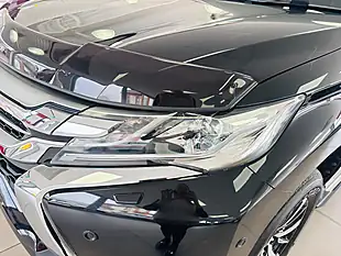 Used 2020 Mitsubishi Shogun Sport 4 Auto 4WD Euro 6 5dr Black - Interior and Exterior details 14