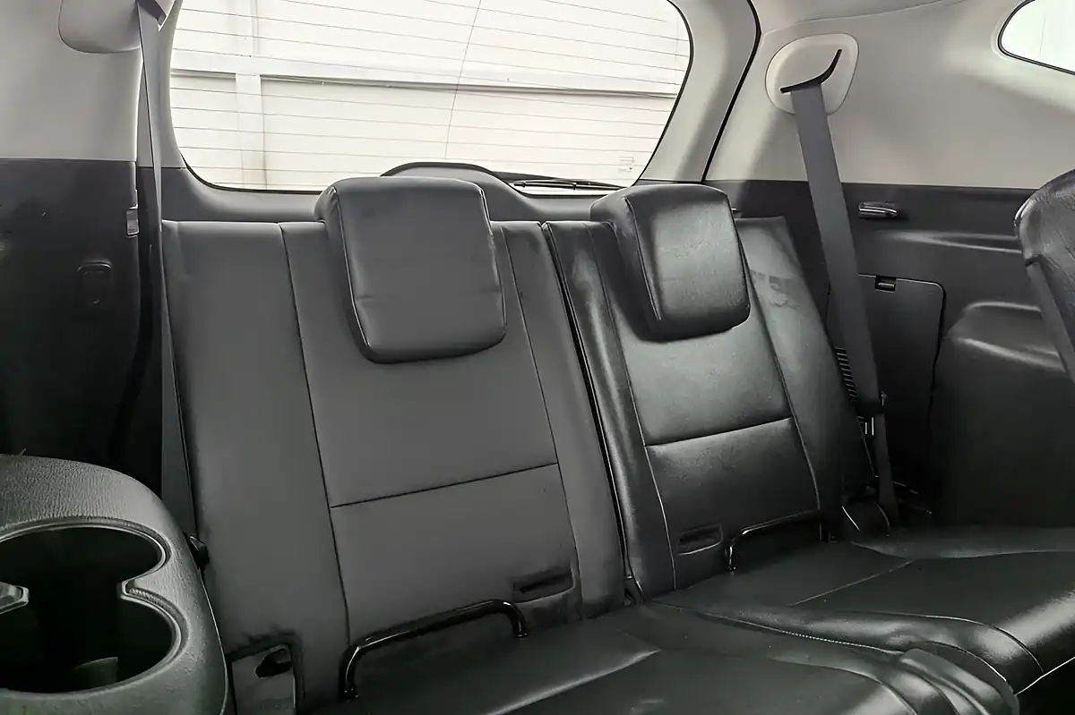 Used 2020 Mitsubishi Shogun Sport Grey - Interior and Exterior details 16