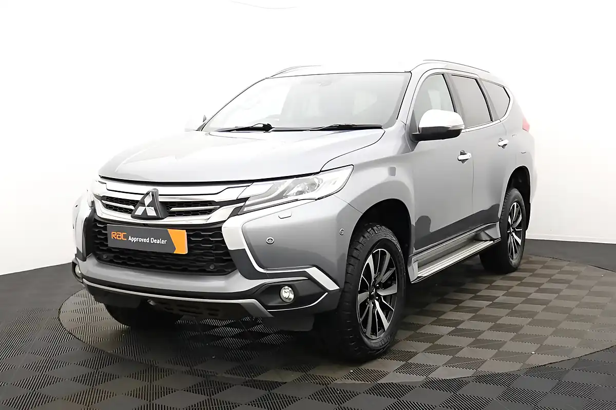 Used 2020 Mitsubishi Shogun Sport Grey - Interior and Exterior details 3