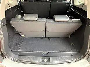 Used 2020 Mitsubishi Shogun Sport White - Interior and Exterior details 17