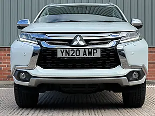 Used 2020 Mitsubishi Shogun Sport White - Interior and Exterior details 2