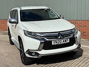 Used 2020 Mitsubishi Shogun Sport White - Interior and Exterior details 6