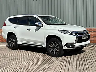 Used 2020 Mitsubishi Shogun Sport White - Interior and Exterior details 8