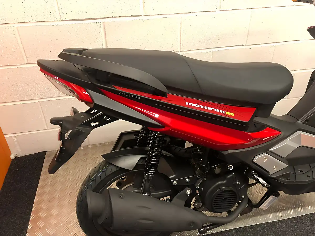 Used 2020 Motorini Sxi Solid Red - Interior and Exterior details 2