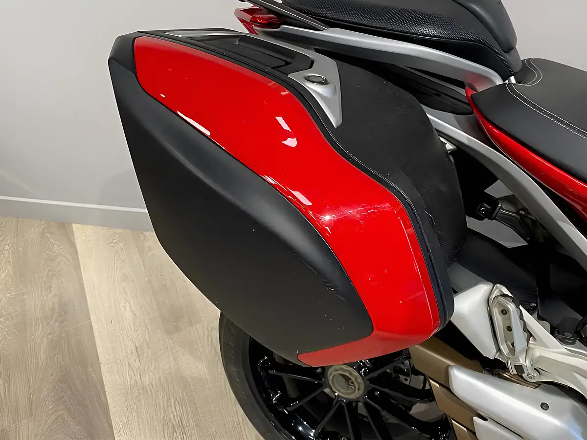 Used 2020 Mv Agusta Turismo Veloce Lusso - Interior and Exterior details 10