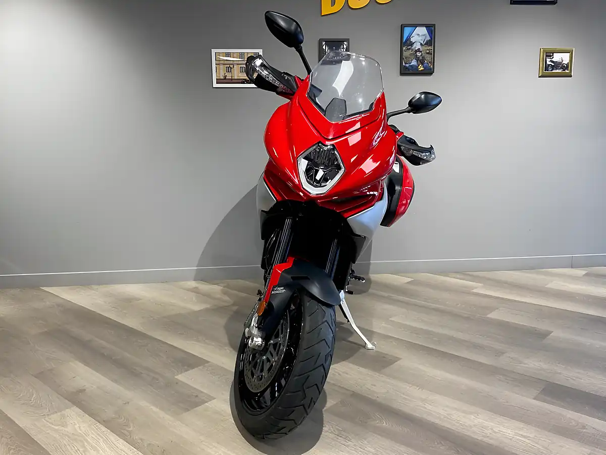 Used 2020 Mv Agusta Turismo Veloce Lusso - Interior and Exterior details 5