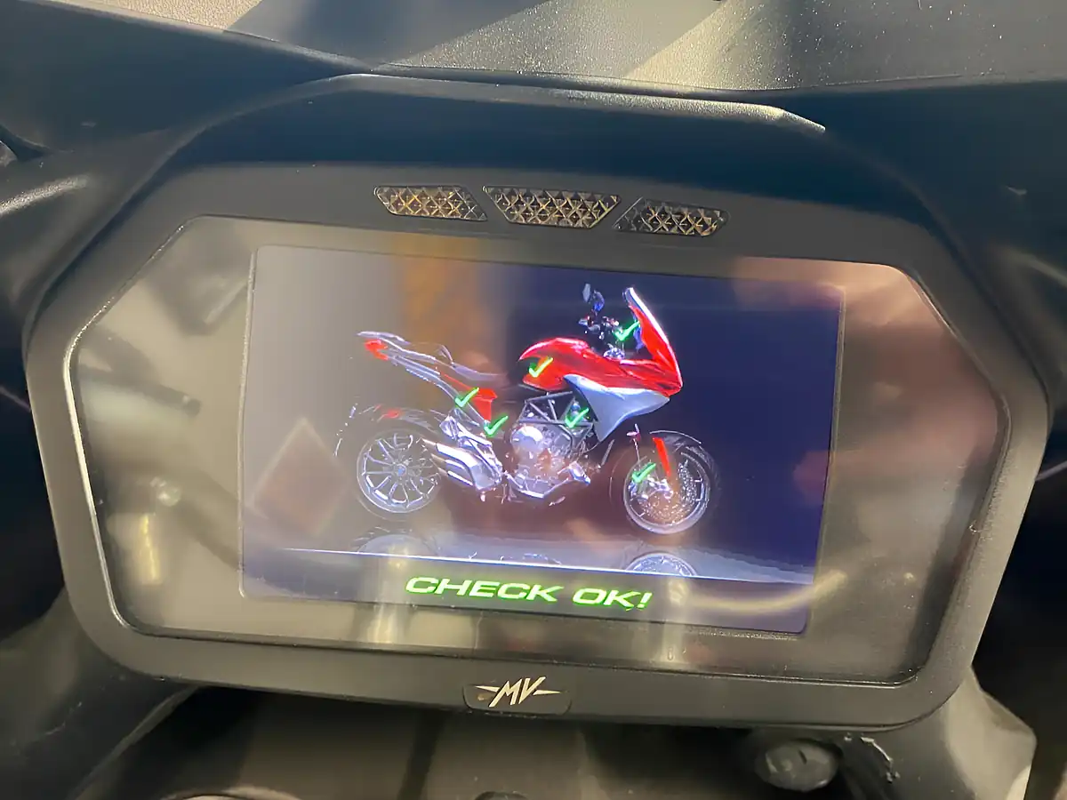 Used 2020 Mv Agusta Turismo Veloce Lusso - Interior and Exterior details 7