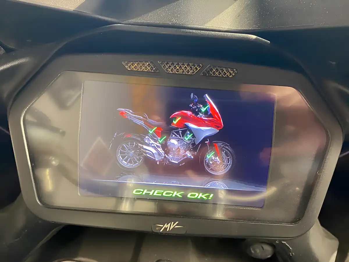 Used 2020 Mv Agusta Turismo Veloce Lusso - Interior and Exterior details 7