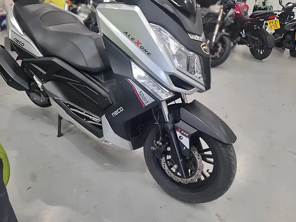 Used 2020 Neco Alex One Silver - Interior and Exterior details 10