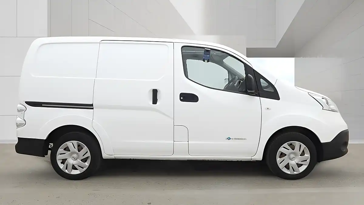 Used 2020 Nissan e-NV200 Acenta White - Interior and Exterior details 3