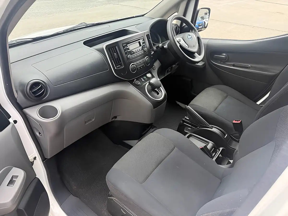 Used 2020 Nissan E-NV200 Acenta White - Interior and Exterior details 13
