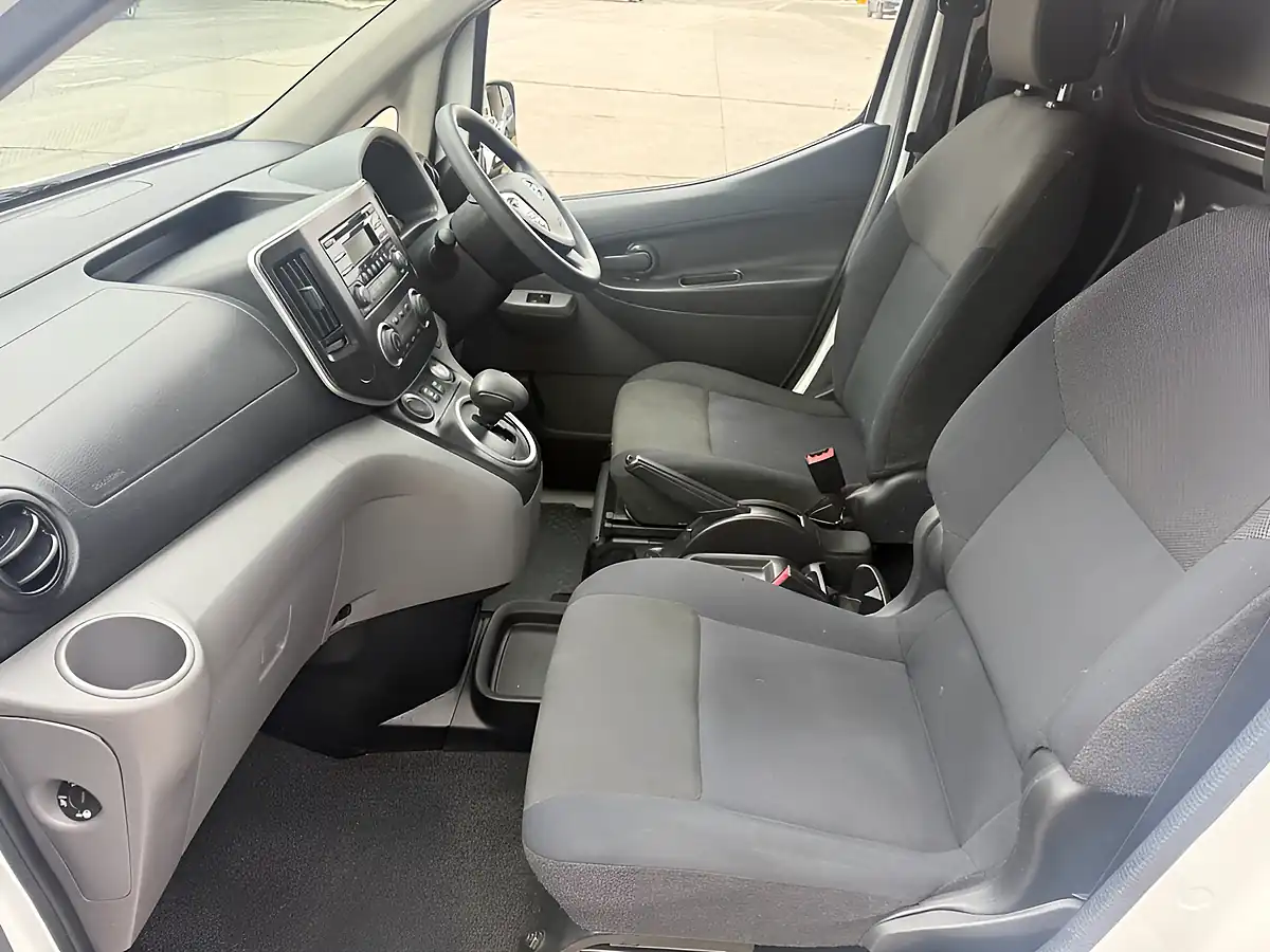 Used 2020 Nissan E-NV200 Acenta White - Interior and Exterior details 14
