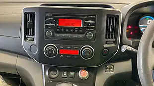 Used 2020 Nissan e-NV200 Acenta White - Interior and Exterior details 13