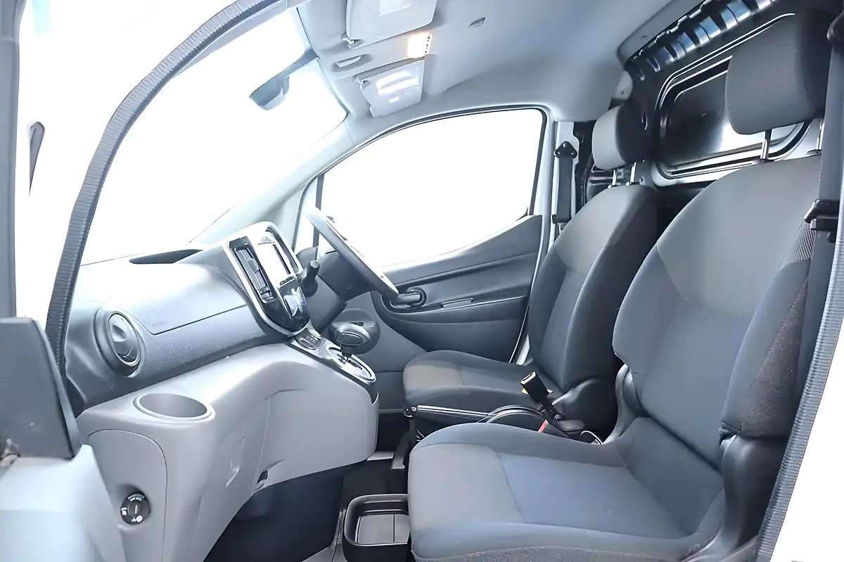Used 2020 Nissan E-Nv200 Tekna White - Interior and Exterior details 13