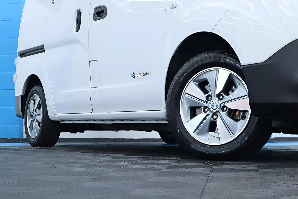 Used 2020 Nissan E-Nv200 Tekna White - Interior and Exterior details 3