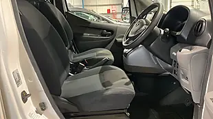 Used 2020 Nissan E-NV200 Tekna White - Interior and Exterior details 11