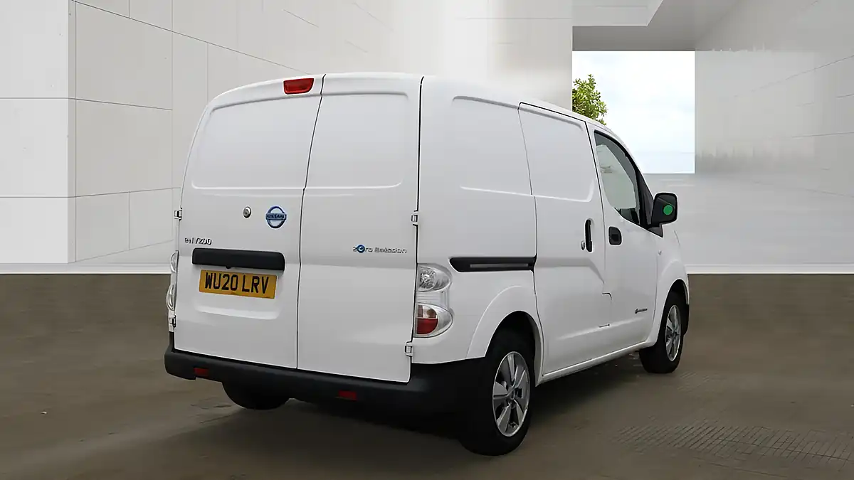 Used 2020 Nissan E-NV200 Tekna White - Interior and Exterior details 5