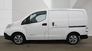 Used 2020 Nissan E-NV200 Tekna White - Interior and Exterior details 8