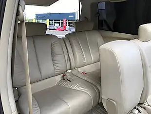 Used 2020 Nissan Elgrand Rider S White - Interior and Exterior details 15