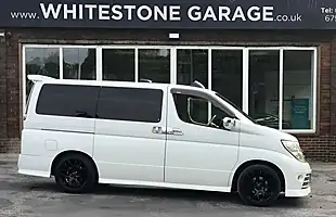 Used 2020 Nissan Elgrand Rider S White - Interior and Exterior details 4