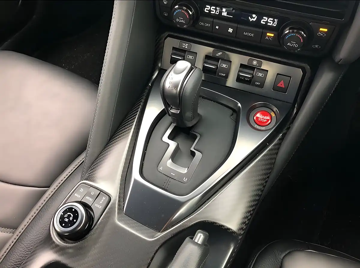 Used 2020 Nissan GT-R Prestige Black - Interior and Exterior details 14