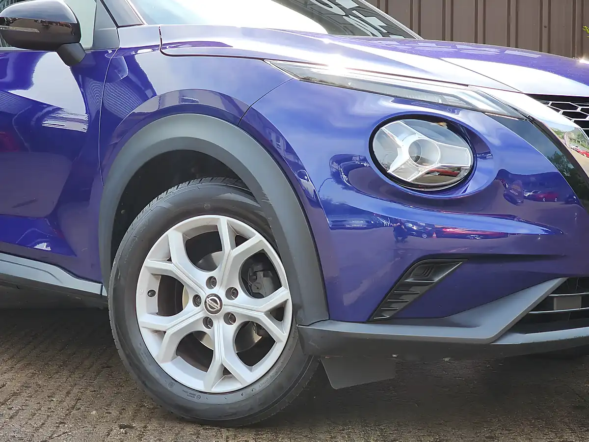 Used 2020 Nissan Juke Acenta Blue - Interior and Exterior details 2