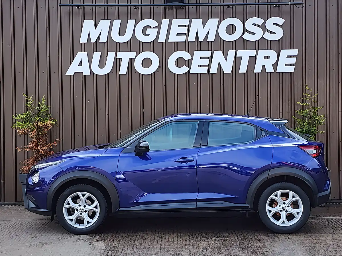 Used 2020 Nissan Juke Acenta Blue - Interior and Exterior details 4