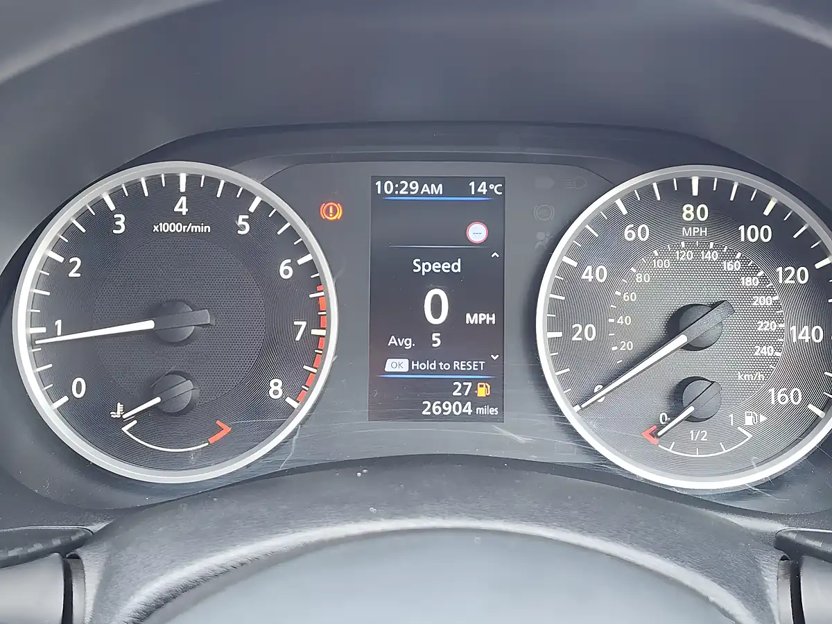 Used 2020 Nissan Juke Acenta Blue - Interior and Exterior details 9