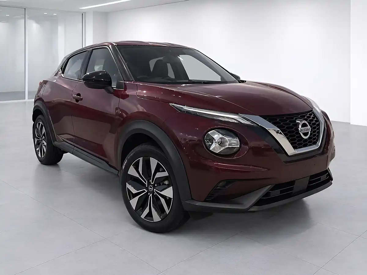 Used 2020 Nissan Juke Acenta Red - Front View