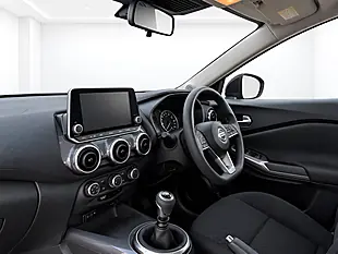 Used 2020 Nissan Juke Acenta Red - Interior and Exterior details 8